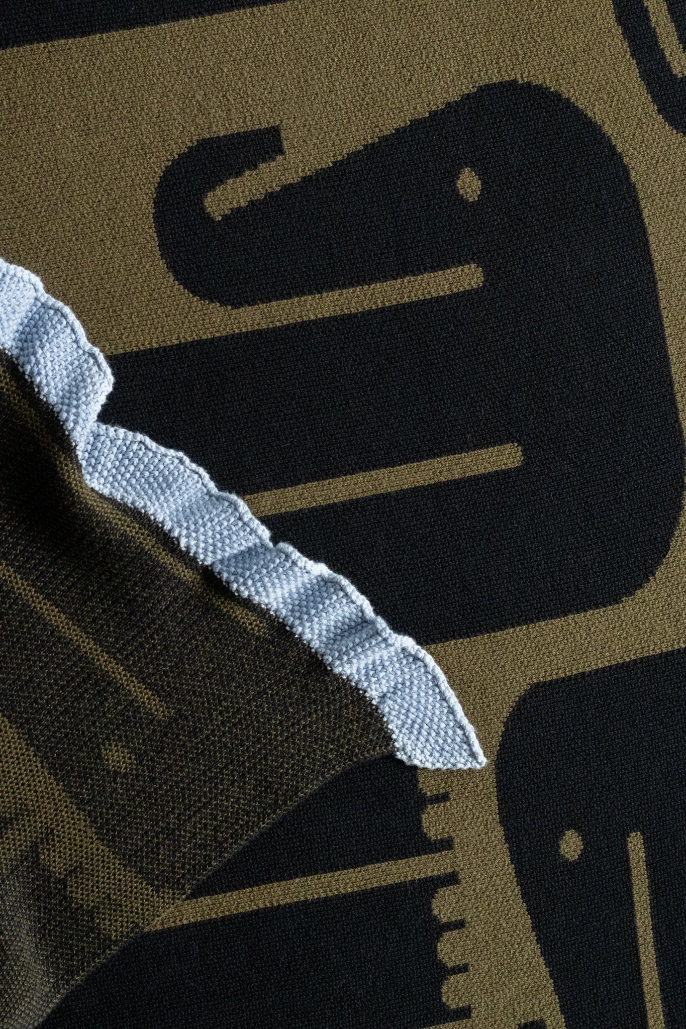 Grace Of Giants Midi Blanket
