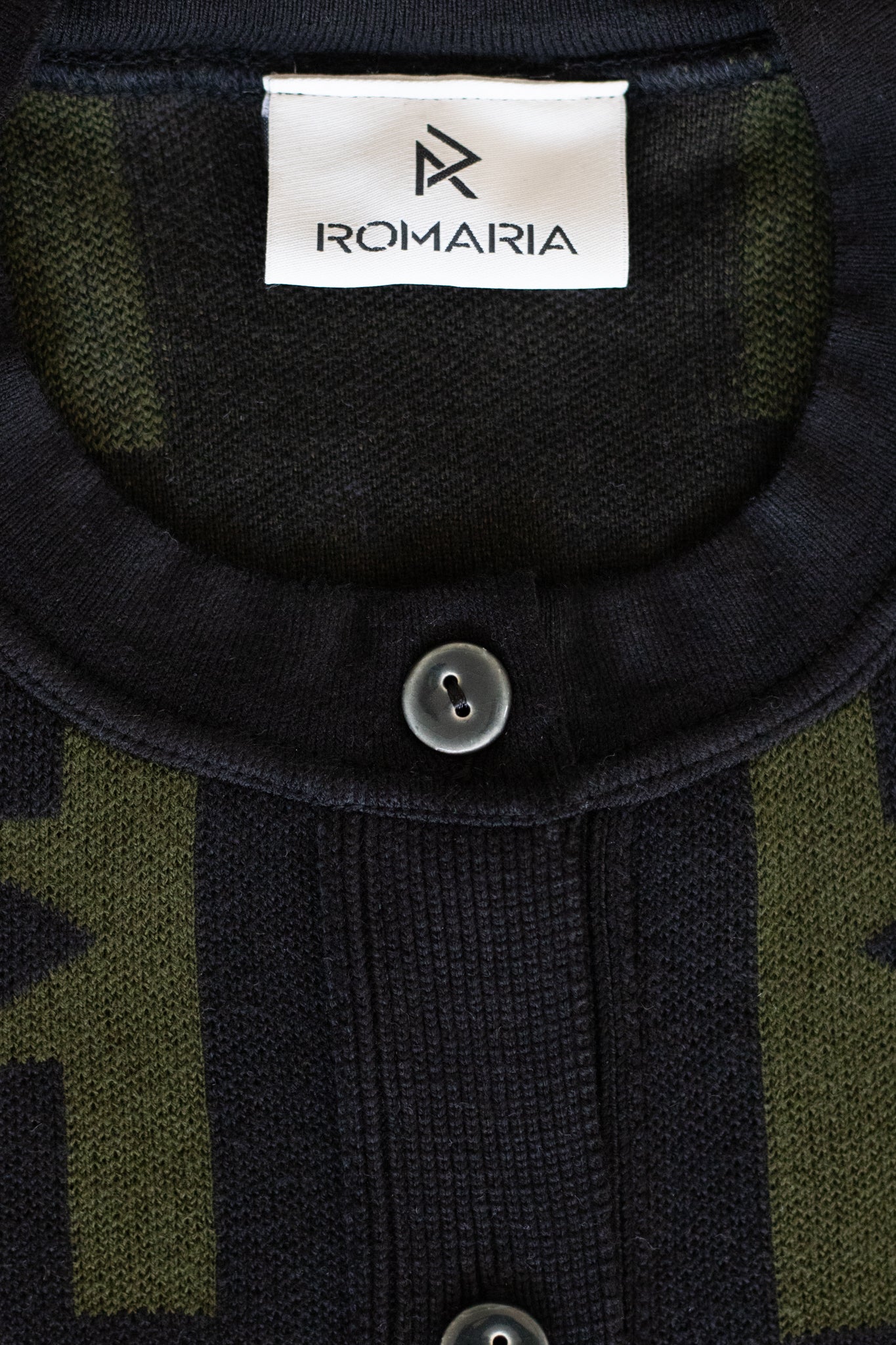 Intaba Cardi