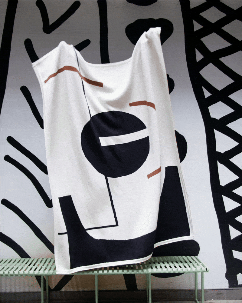 Artist Designed Blanket - Nenzima x The Urbanative